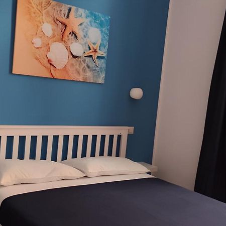 Le Quattro Stagioni Bed & Breakfast Genoa Ngoại thất bức ảnh